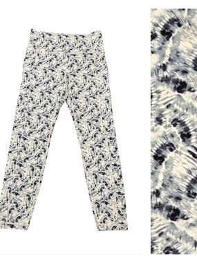 Zyia blue & white leggings size 8-10
